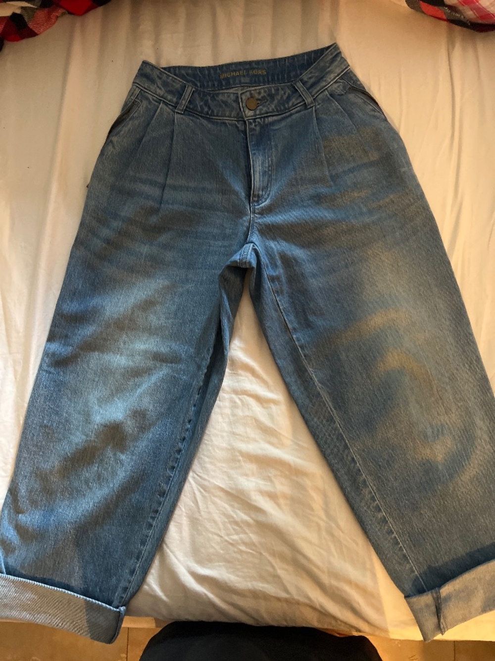 Super stylish Michael Kors baggy jeans with a sophisticated carrot fit and uniqu